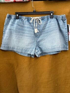 Celebrity Pink Light Blue Denim Drawstring Shorts